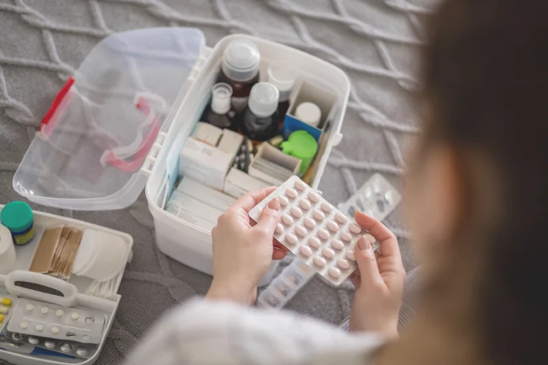 botiquín y medicamentos en casa